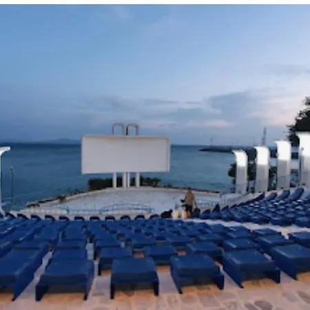 Beachfront 5 Star Burgas * Поморие
